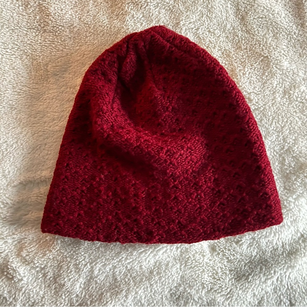 Knit hat! ❤️ - Picture 4 of 7